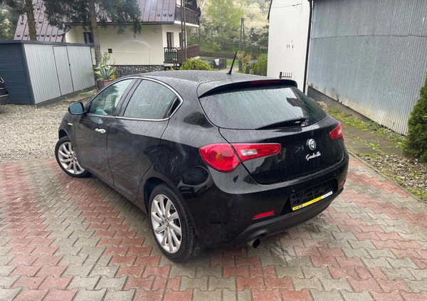 Alfa Romeo Giulietta cena 27500 przebieg: 104000, rok produkcji 2011 z Imielin małe 92